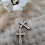 Krzyż ze sklejki do prac z makramy