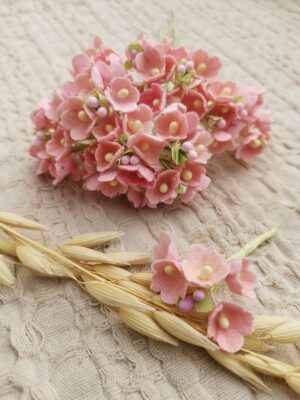 Kwiaty papierowe i piankowe