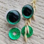 Oczy do sowy z makramy błyszczące zielone 3D O38