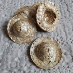 Kapelusz słomiany do lalek z makramy