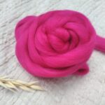 Wełna czesankowa fuksja 100g