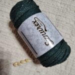 Sznurek do makramy 3mm butelkowa zieleń ze złotą nitką