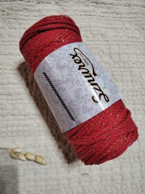 Sznurek do makramy 3mm czerwony ze złotą nitką Sznurex