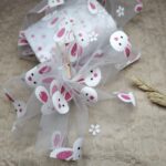 Tiul na metry biały w zajączki T16