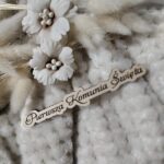 Napis do makramy ze sklejki Pierwsza Komunia Święta 12cmx2cm N9
