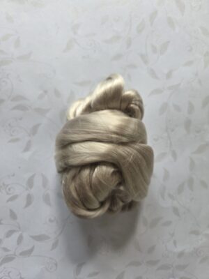 Czesanka wiskozowa do makramy jasny beż 50g Tencel