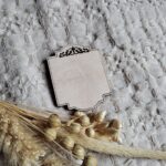 Tabliczka do ramki z makramy 4 x 5 cm 150 znaków P6