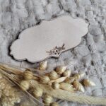 Tabliczka do ramki z makramy 8 x 4 cm 110 znaków P14