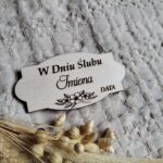 Tabliczka do ramki z makramy 8 x 4 cm 50 znaków P24