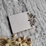 Tabliczka do ramki z makramy 6 x 4 cm 110 znaków P37