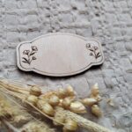 Tabliczka do ramki z makramy 7,5 x 4 cm 110 znaków P54