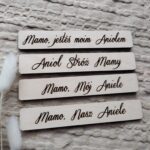 Tabliczka napis Mamo ze sklejki do prac z makramy 12x2 cm N118