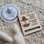 Drewniana zakładka do makramy 5x5 cm DN14