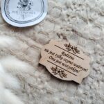 Drewniana tabliczka do makramy 5x3,5 cm R1