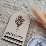 Zakładka do książki z makramy 7,5cmx5cm Z46