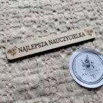 Drewniana tabliczka do makramy 12cmx1,8cm DN28