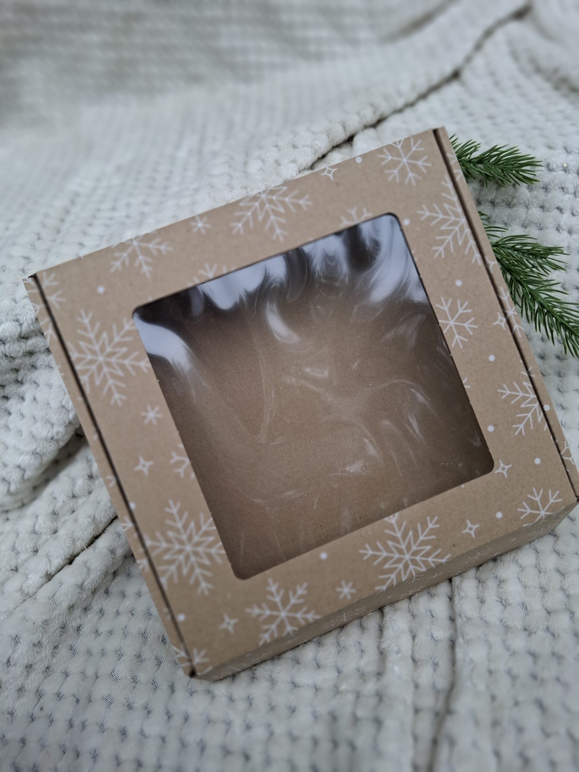 Pudełko do pakowania fasonowe świętą 20cmx20cmx5cm