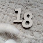 Dodatek do makramy liczba 3,5cm P64 2 znaki