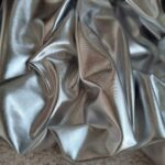Tkanina błyszcząca srebrna 0,5m T56
