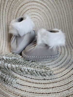 Buty do skrzatów i choinek szare B18