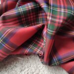 Materiał czerwony w kratę 0,5m T59