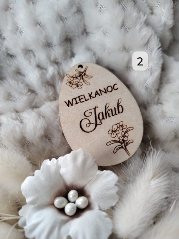 Zawieszka na wielkanoc plus imię 6,5cmx4,5cm P73 10 znaków - obrazek 3