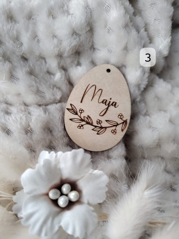 Zawieszka na wielkanoc plus imię 6,5cmx4,5cm P73 10 znaków - obrazek 4