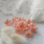 Kwiaty mini z tkaniny 5szt morela 1,5cm K99