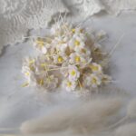 Kwiaty mini z tkaniny 5szt białe 1cm K119