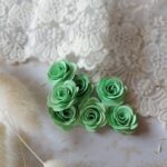 Główki kwiatów 10szt kolor seledynowy do laleczek z makramy K64