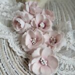 Kwiat z foamiranu jasny ròż 3cm  K129