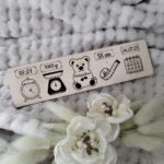 Tabliczka metryczka do makramy sklejka 15cm x 4cm 50 znaków  N595