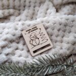 Drewniana zakładka do makramy 5cm x 4cm N654