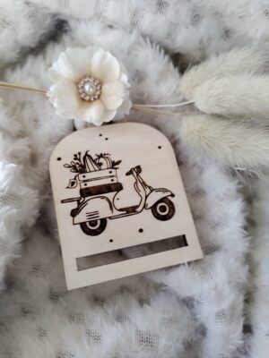 Drewniana zakładka do makramy  5,5cm x 4,5cm N672