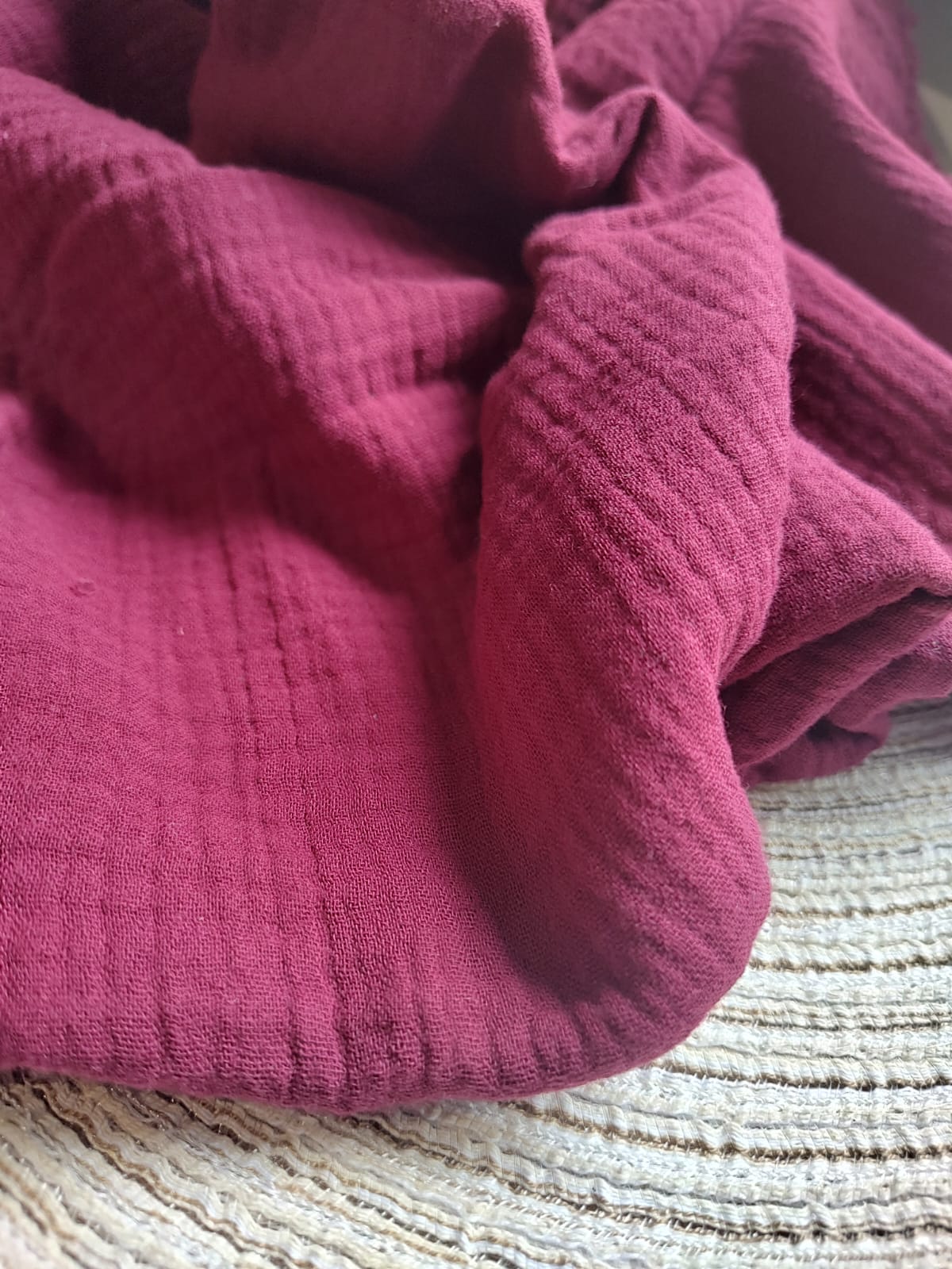 Tkanina muślin na metry bordo 0,5m T87 - obrazek 2