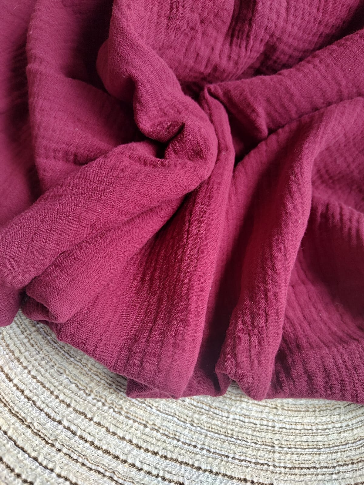 Tkanina muślin na metry bordo 0,5m T87