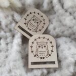 Drewniana zakładka do makramy 5,5cm x 4,5cm N698