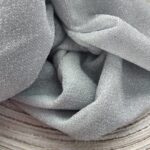 Tkanina na metry ozdobna lureks szara błyszcząca 0,5m T90