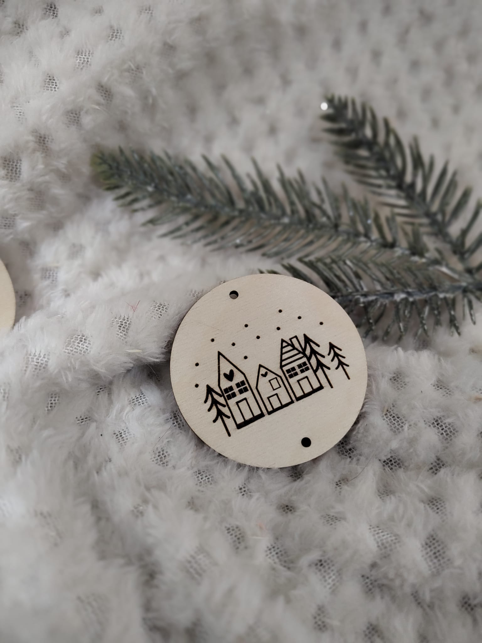 Drewniana zawieszka do makramy na Święta 5,5cm KD1