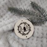 Drewniana zawieszka do makramy na Święta 5,5cm KD4