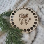 Podkładka pod kubek drewniana na Święta 10cm  N794