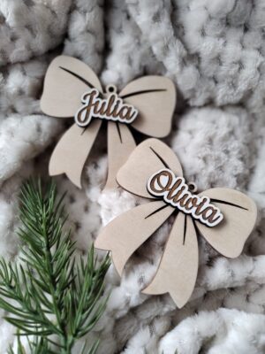 Zawieszka ozdoba ze sklejki i HDF 8cm x 7,5cm 20 znaków N810