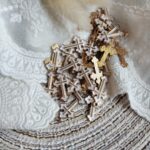 Krzyż dodatek do makramy na Komunię Świętą 1,5cmx1cm