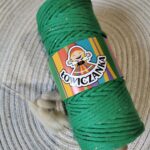 Sznurek do makramy szmaragdowy ze złotą nitką 3mm skręcany Łowiczanka