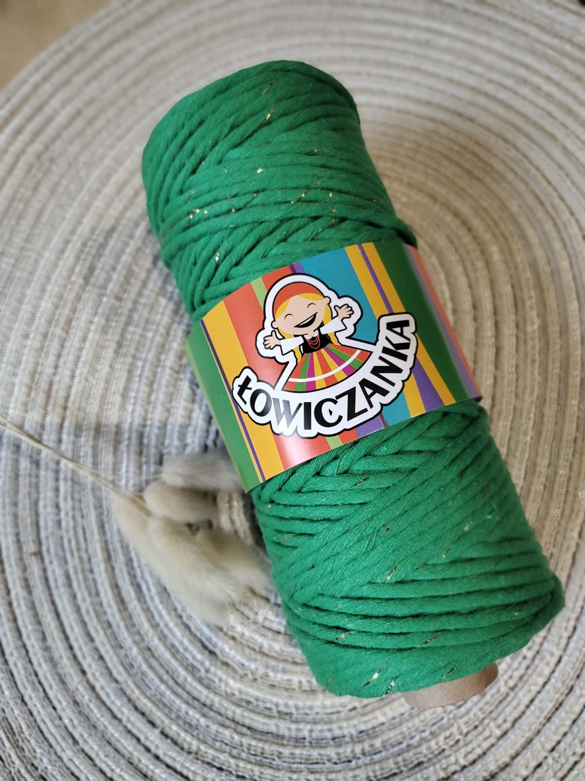 Sznurek do makramy szmaragdowy ze złotą nitką 3mm skręcany Łowiczanka