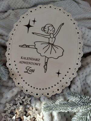 Kalendarz adwentowy ze sklejki 25cm x 20cm 35 znaków N829