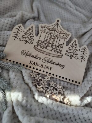 Kalendarz adwentowy ze sklejki 30cm x 20cm  35 znaków N828