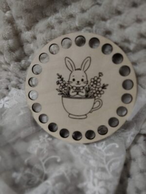Podstawka pod kubek na Wielkanoc ze sklejki 10cm N889