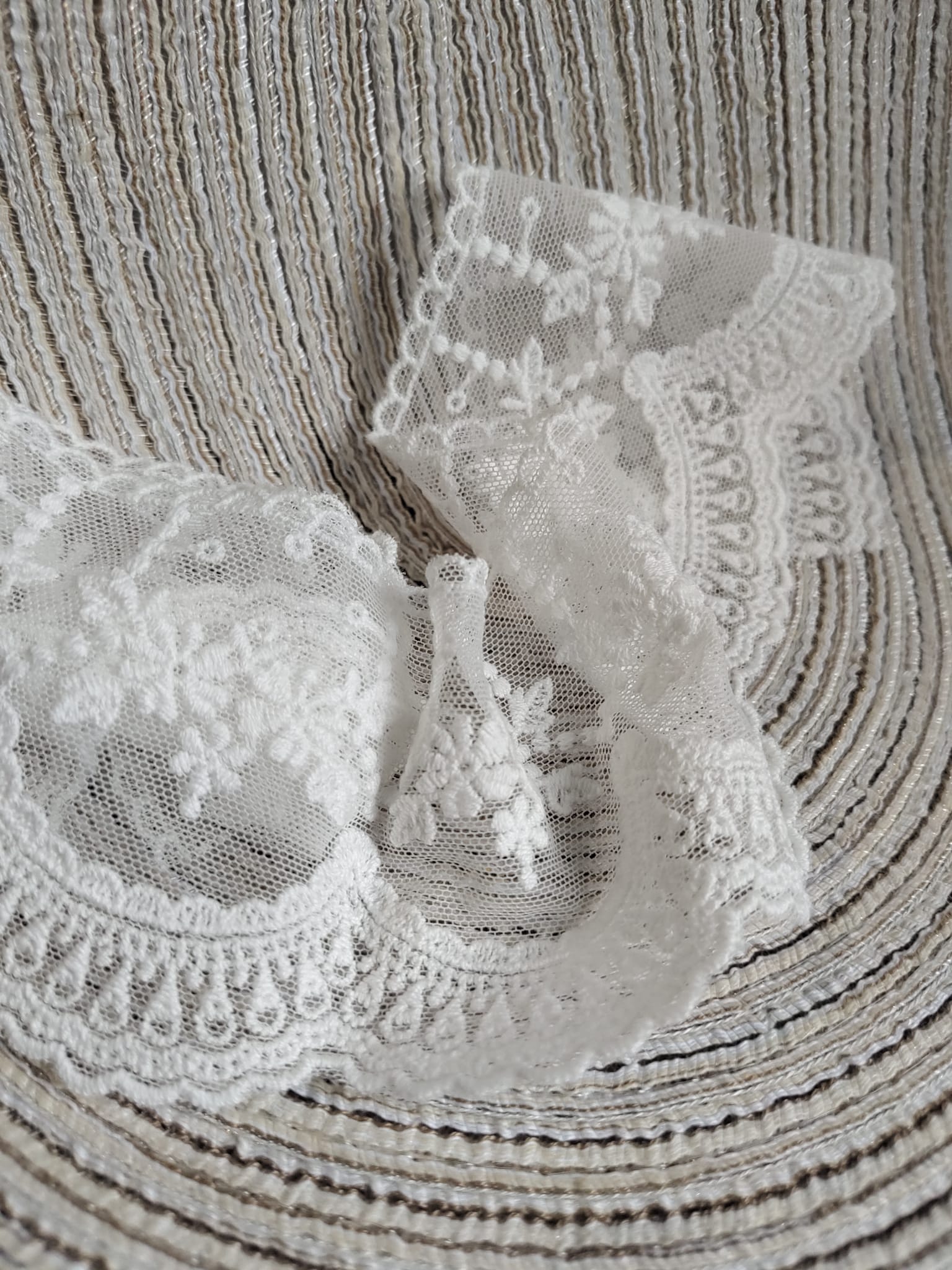 Koronka tiul metry ecru do makramy T101