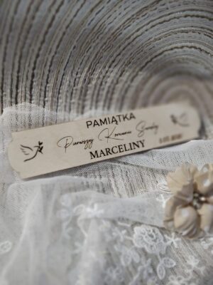 Tabliczka na I Komunię Świętą ze sklejki 15cm x 2,9cm 35 znaków PK5